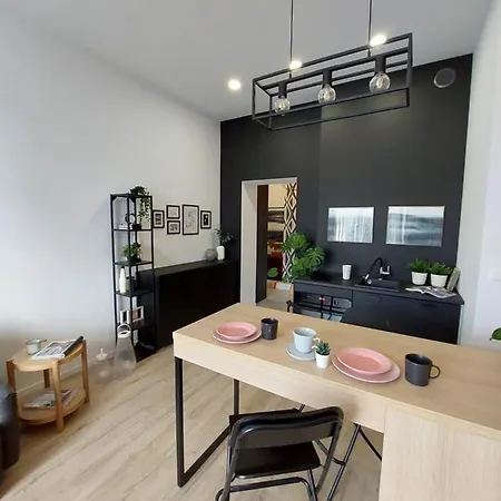Kosciuszki Apartment Лодзь Екстер'єр фото